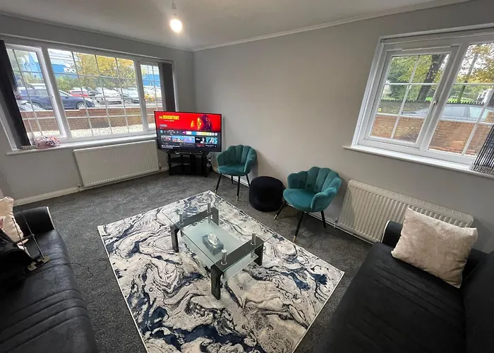 Luxury 3 Bed Detached House