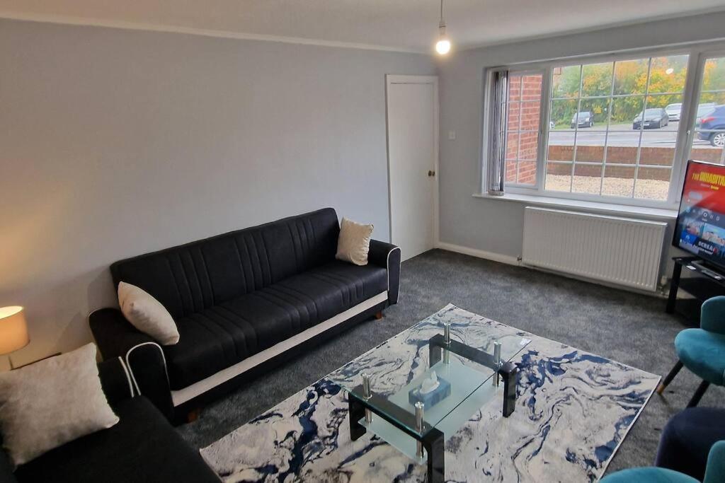 Luxury 3 Bed Detached House *