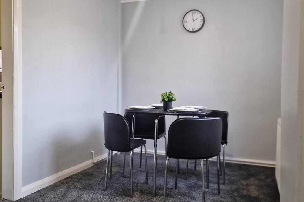 Luxury 3 Bed Detached House Farsley
