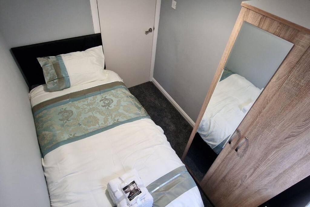 Luxury 3 Bed Detached House *